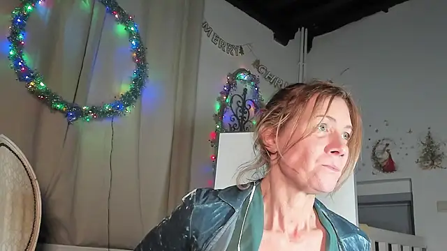 Lola Belgium online show from 12/18/24, 08:25