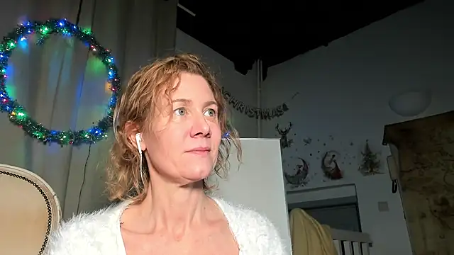 Lola Belgium online show from 12/30/24, 08:15