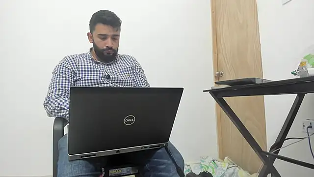 Snapshot of isearchcompany chatting on 11/09/25, 10:30 isearchcompany online show from 11/09/25, 10:30