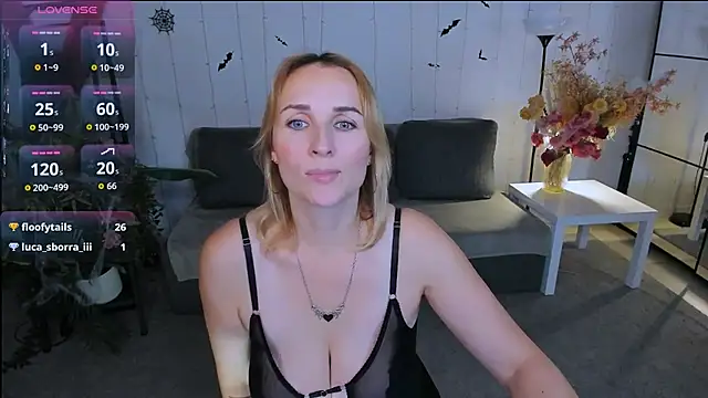 Karinella x online show from 10/26/25, 09:42