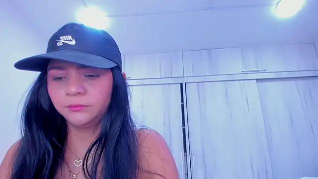 paola rodriguez online show from 01/08/25, 07:24