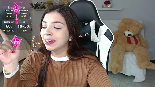 vane lopez  online show from 12/07/24, 12:13