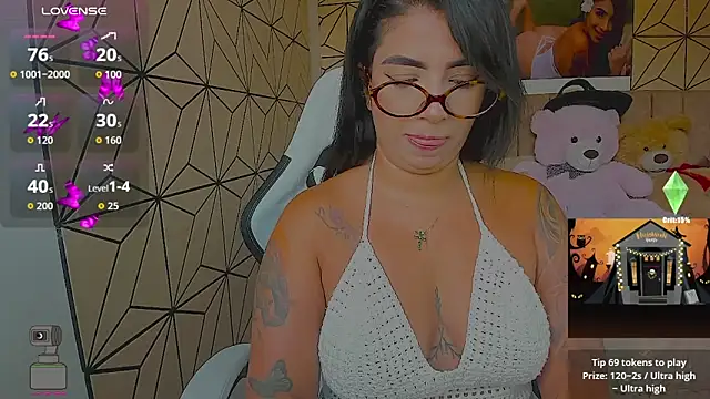 vane lopez  online show from 10/25/25, 06:35