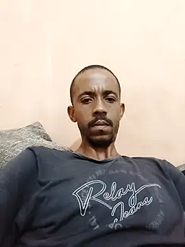 Snapshot of Temptation93 chatting on 12/17/25, 11:55 Temptation93 online show from 12/17/25, 11:55