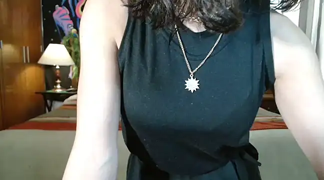 MINI Petite online show from 12/10/24, 08:49