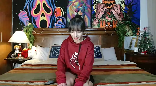 MINI Petite online show from 12/22/24, 04:50
