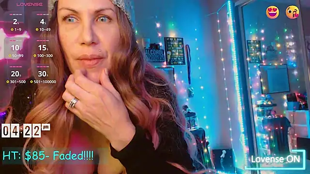 EmmaIsHere online show from 12/27/24, 11:21