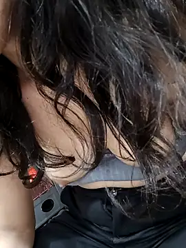 CuteSarikaLIVE online show from 02/04/25, 10:32