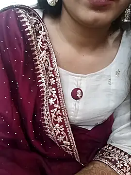 CuteSarikaLIVE online show from 10/19/25, 07:42