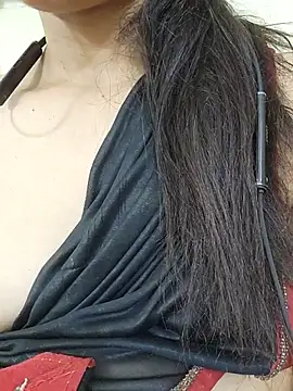 CuteSarikaLIVE online show from 07/07/26, 06:47