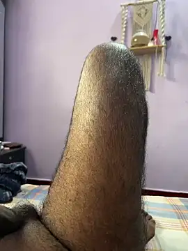 raguram143 online show from 09/18/25, 04:36