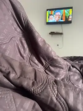 raguram143 online show from 11/05/25, 08:03