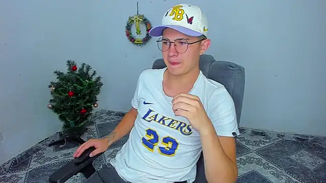 patrik 027 online show from 01/05/25, 10:29