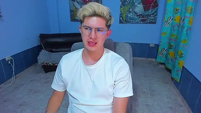 patrik 027 online show from 11/25/25, 08:03