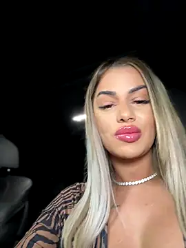 KirstieVegas online show from 12/02/24, 05:15