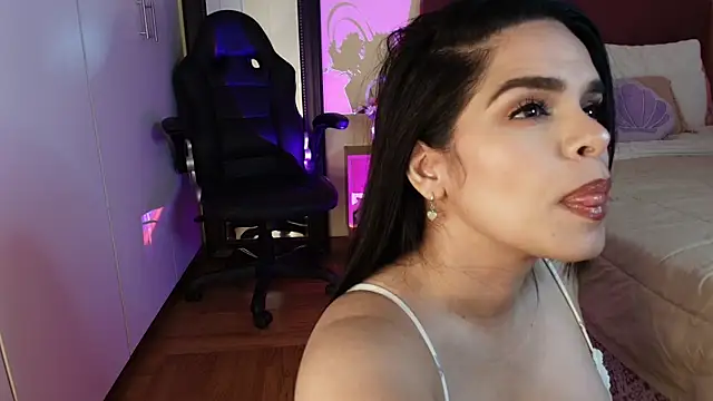 Mafer Meow online show from 06/11/26, 02:53