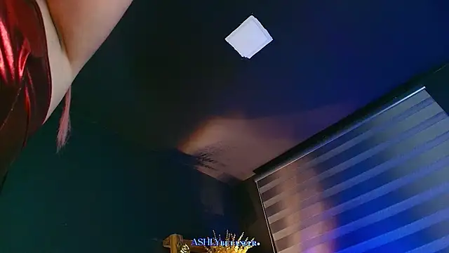AshlyBetancurX online show from 10/03/25, 12:18