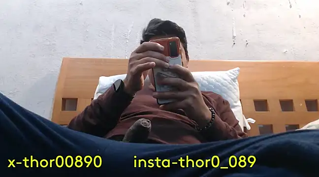 Snapshot of thor000089 chatting on 12/03/24, 03:33 thor000089 online show from 12/03/24, 03:33