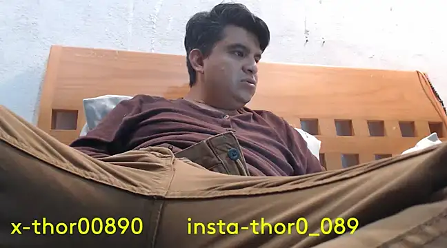Snapshot of thor000089 chatting on 12/04/24, 04:32 thor000089 online show from 12/04/24, 04:32