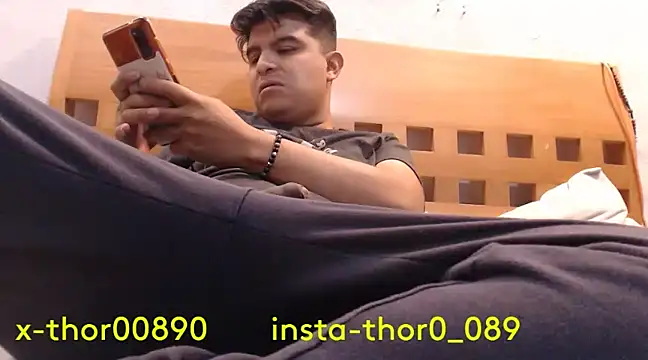 Snapshot of thor000089 chatting on 12/06/24, 04:58 thor000089 online show from 12/06/24, 04:58