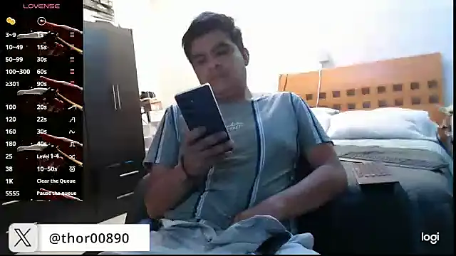 Snapshot of thor000089 chatting on 09/22/25, 02:57 thor000089 online show from 09/22/25, 02:57