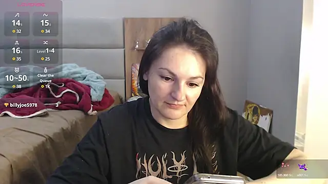 Stacy Davice online show from 01/21/25, 04:21