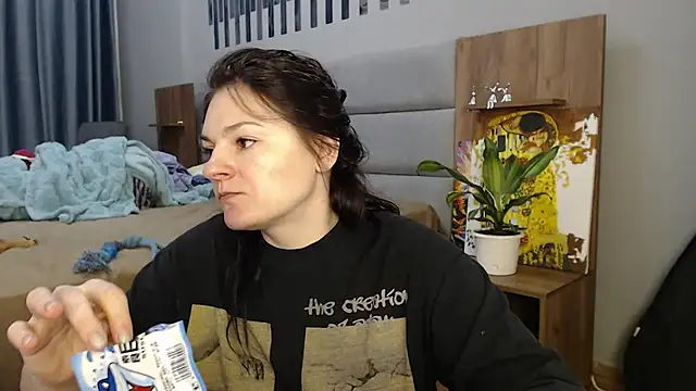 Stacy Davice online show from 01/24/25, 06:56