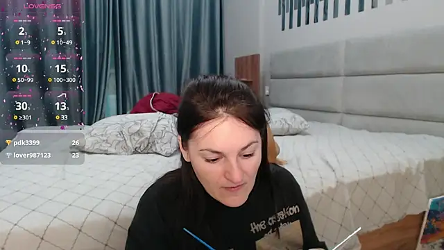 Stacy Davice online show from 02/04/25, 01:45