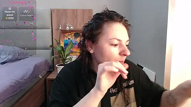 Stacy Davice online show from 02/06/25, 08:02