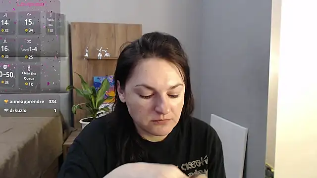 Stacy Davice online show from 02/08/25, 01:22