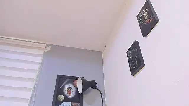 Snapshot of damn_fox chatting on 03/20/25, 08:40 damn fox online show from 03/20/25, 08:40