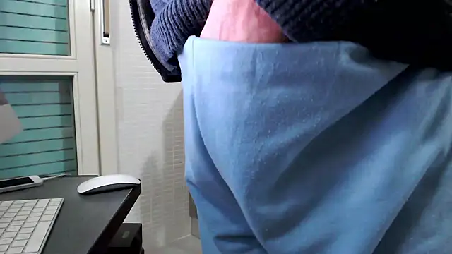 Snapshot of Unicum900 chatting on 02/05/25, 04:58 Unicum900 online show from 02/05/25, 04:58