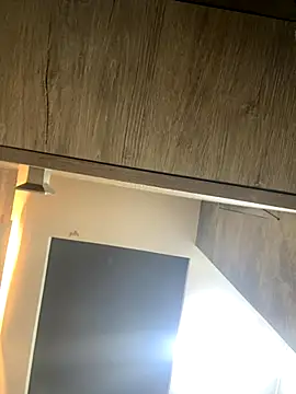 Snapshot of CeliWoods chatting on 11/15/25, 10:12 CeliWoods online show from 11/15/25, 10:12