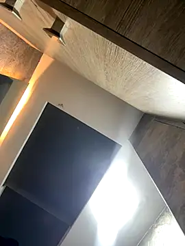 Snapshot of CeliWoods chatting on 11/25/25, 10:04 CeliWoods online show from 11/25/25, 10:04