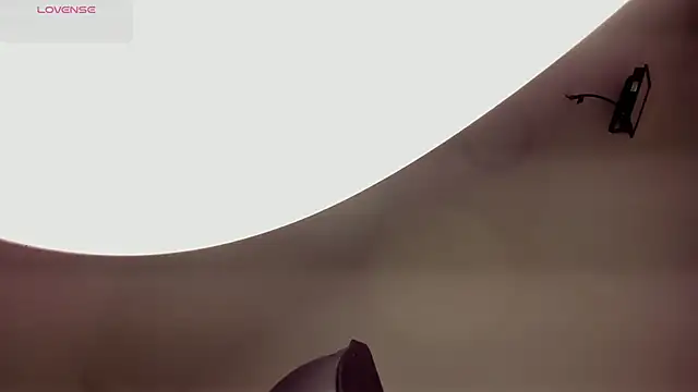 Snapshot of CeliWoods chatting on 12/03/25, 11:19 CeliWoods online show from 12/03/25, 11:19