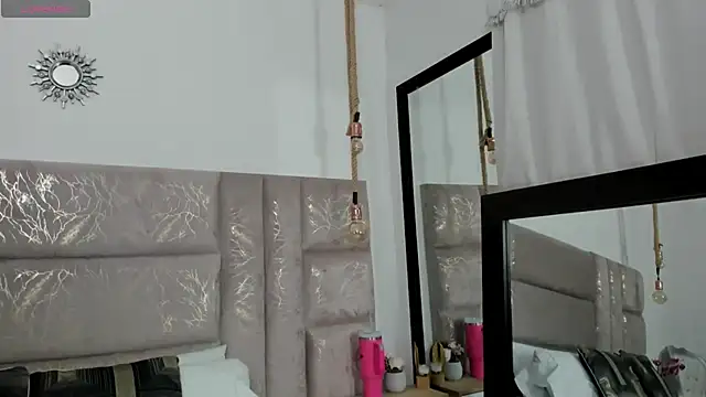 Snapshot of CeliWoods chatting on 04/15/26, 11:06 CeliWoods online show from 04/15/26, 11:06