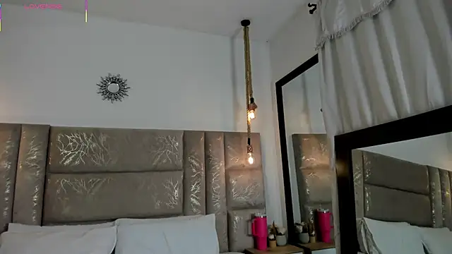 Snapshot of CeliWoods chatting on 05/12/26, 10:56 CeliWoods online show from 05/12/26, 10:56