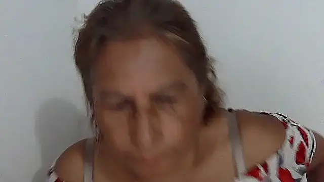 Snapshot of charrysexy1 chatting on 10/19/25, 12:39 charrysexy1 online show from 10/19/25, 12:39