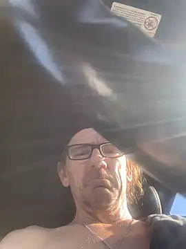 Snapshot of Likewise chatting on 11/09/25, 01:26 Likewise online show from 11/09/25, 01:26