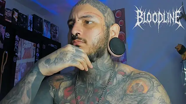 Snapshot of DEATHINK666XX chatting on 10/29/25, 04:42 DEATHINK666XX online show from 10/29/25, 04:42