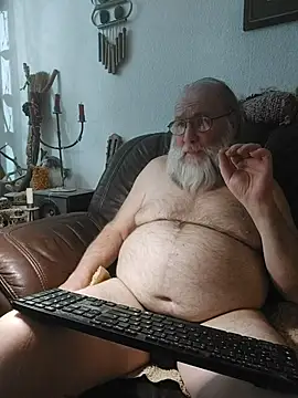 Snapshot of SexySantaC chatting on 02/22/26, 07:34 SexySantaC online show from 02/22/26, 07:34
