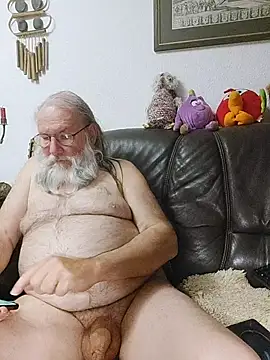Snapshot of SexySantaC chatting on 05/15/26, 01:56 SexySantaC online show from 05/15/26, 01:56