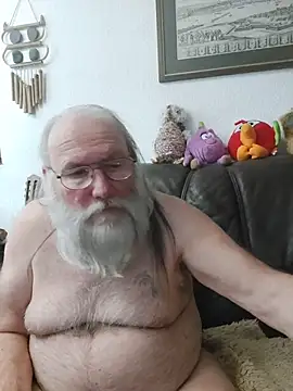 Snapshot of SexySantaC chatting on 05/19/26, 06:47 SexySantaC online show from 05/19/26, 06:47
