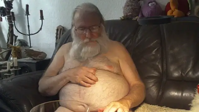 Snapshot of SexySantaC chatting on 05/23/26, 07:40 SexySantaC online show from 05/23/26, 07:40