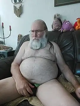 Snapshot of SexySantaC chatting on 05/25/26, 06:03 SexySantaC online show from 05/25/26, 06:03
