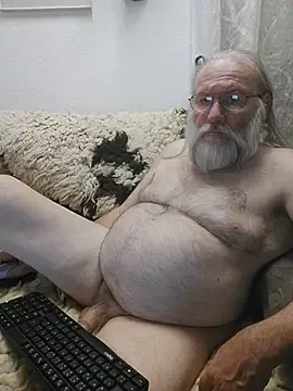 Snapshot of SexySantaC chatting on 07/18/26, 08:34 SexySantaC online show from 07/18/26, 08:34