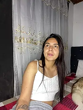 Snapshot of Miss_Nicole chatting on 02/21/25, 02:39 Miss Nicole online show from 02/21/25, 02:39