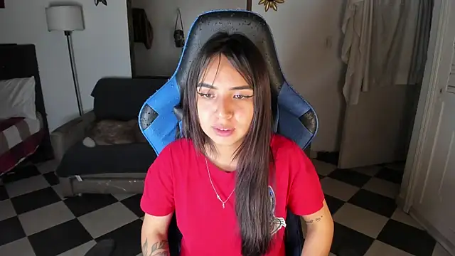 Snapshot of Miss_Nicole chatting on 03/14/25, 04:43 Miss Nicole online show from 03/14/25, 04:43