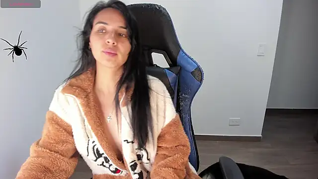 Snapshot of Miss_Nicole chatting on 10/24/25, 01:57 Miss Nicole online show from 10/24/25, 01:57