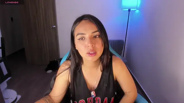 Snapshot of Miss_Nicole chatting on 01/09/26, 12:24 Miss Nicole online show from 01/09/26, 12:24